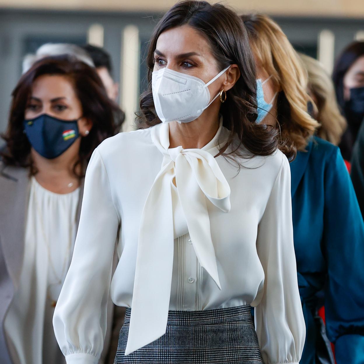 Pincha en la imagen para ver los looks más impresionantes de la reina Letizia. 