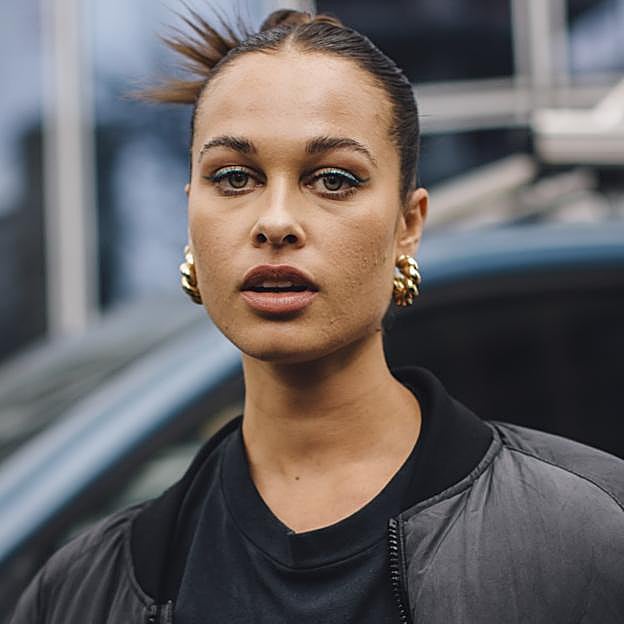 El sérum de farmacia con zinc más eficaz que alisa la piel desde su primer uso y ayuda a prevenir los granitos que salen por el estrés