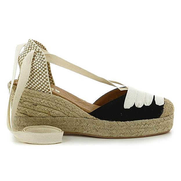 Imagen principal - La alpargata Joana de Camila's, la valenciana de ganchillo de Vidorreta y las espadrilles Carmen de Bryan Stepwise