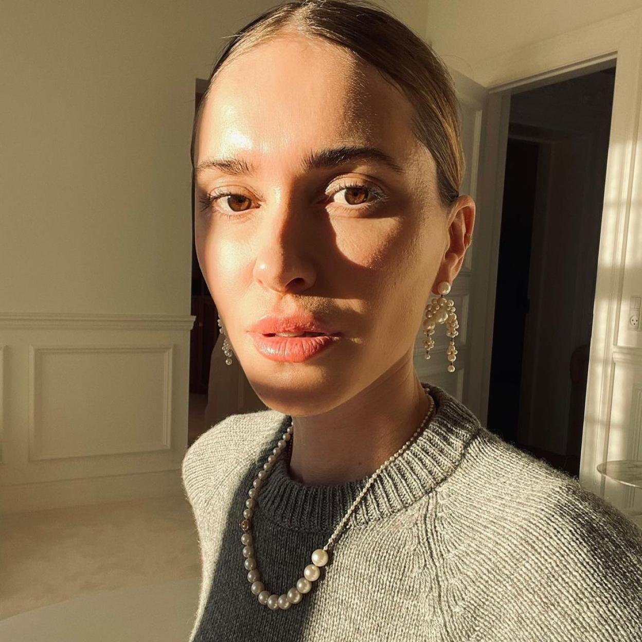 Pîncha en la imagen para descubrir otras cremas solares antiedad con la máxima protección para prevenir arrugas y manchas.