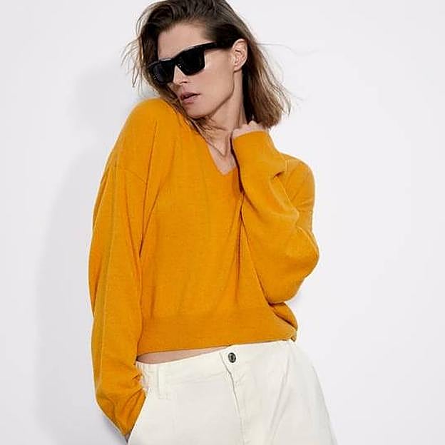 El jersey mostaza cuesta 29,95 euros