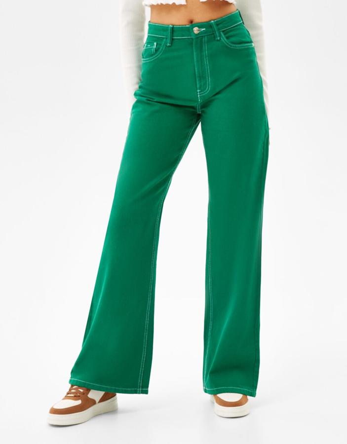 De Bershka (19,99 euros).