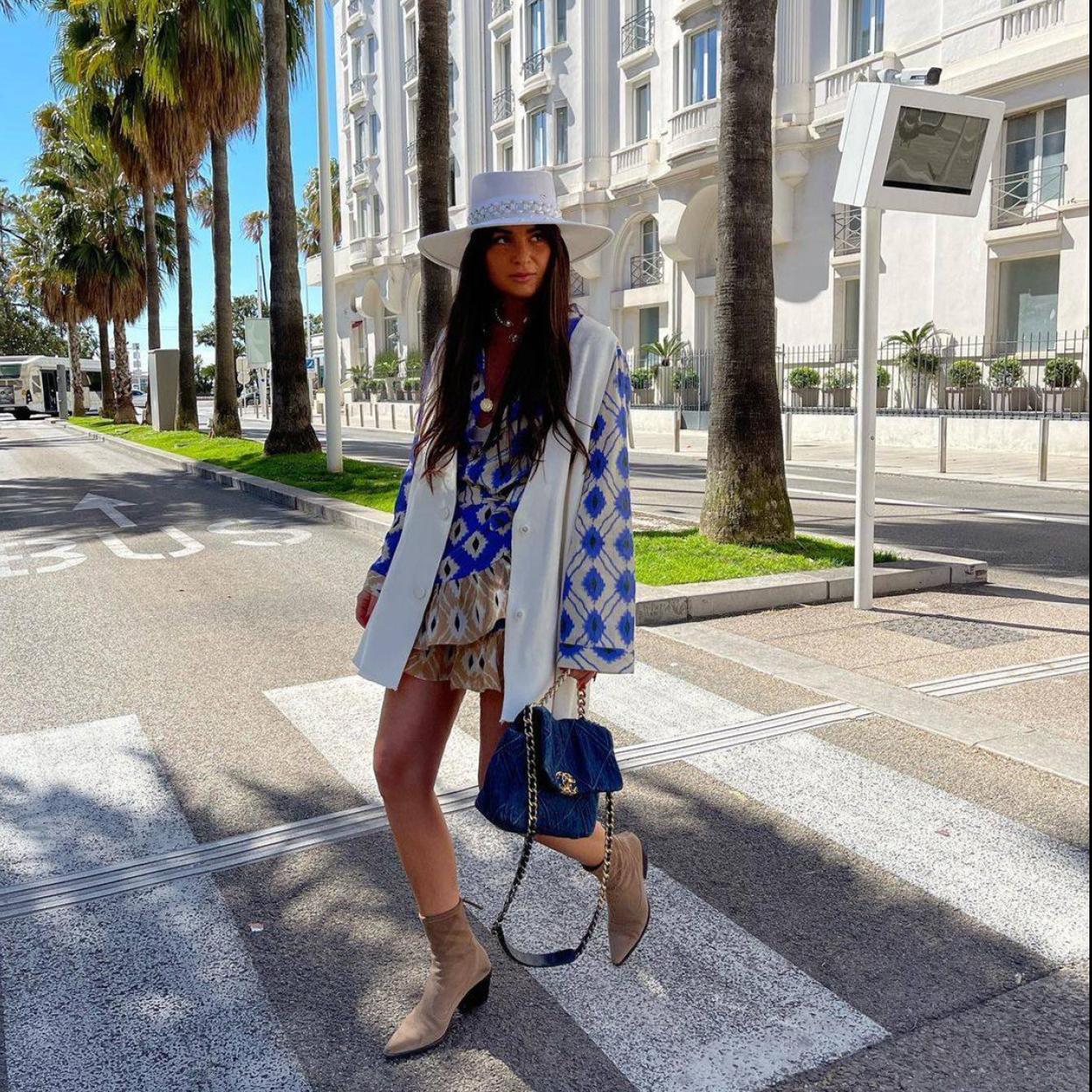 Pincha en la imagen para ver No te podrás resistir a estos bonitos y elegantes trajes estampados con los que ir de 10 a diario o en un look de invitada