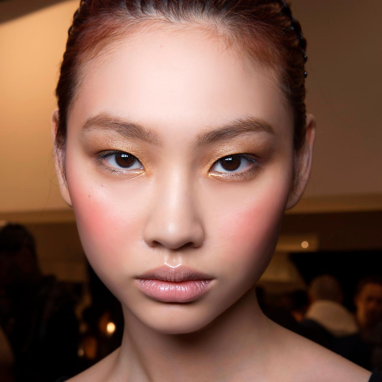 Pincha en la imagen para ver Los tratamientos coreanos antiedad mejor valorados por su eficacia para alisar arrugas, corregir manchas y reafirmar de forma drástica