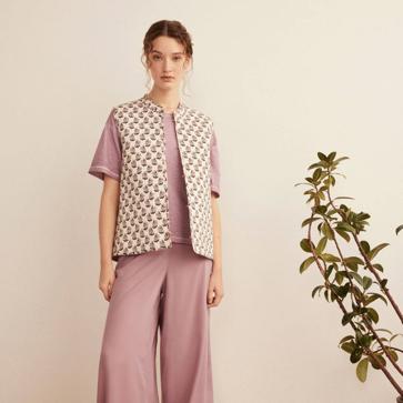 Imagen secundaria 1 - El chaleco de Southern Cotton (en verde agua y en rosa) y el de Brownie