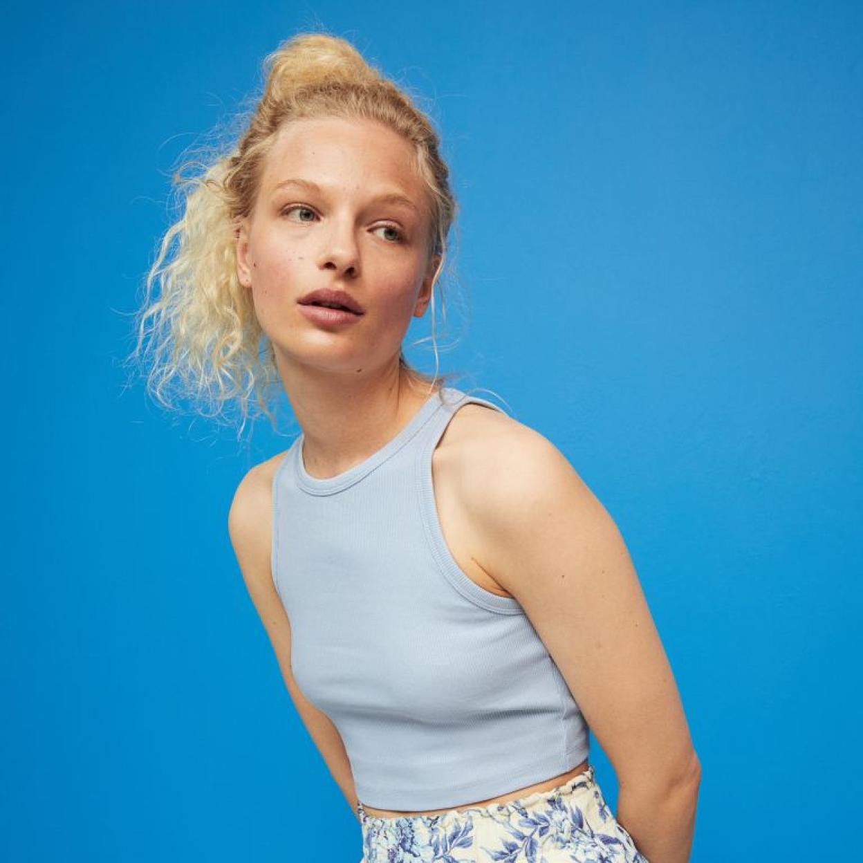 Pincha en la imagen para descubrir los básicos de primavera que te pondrás toda la temporada.