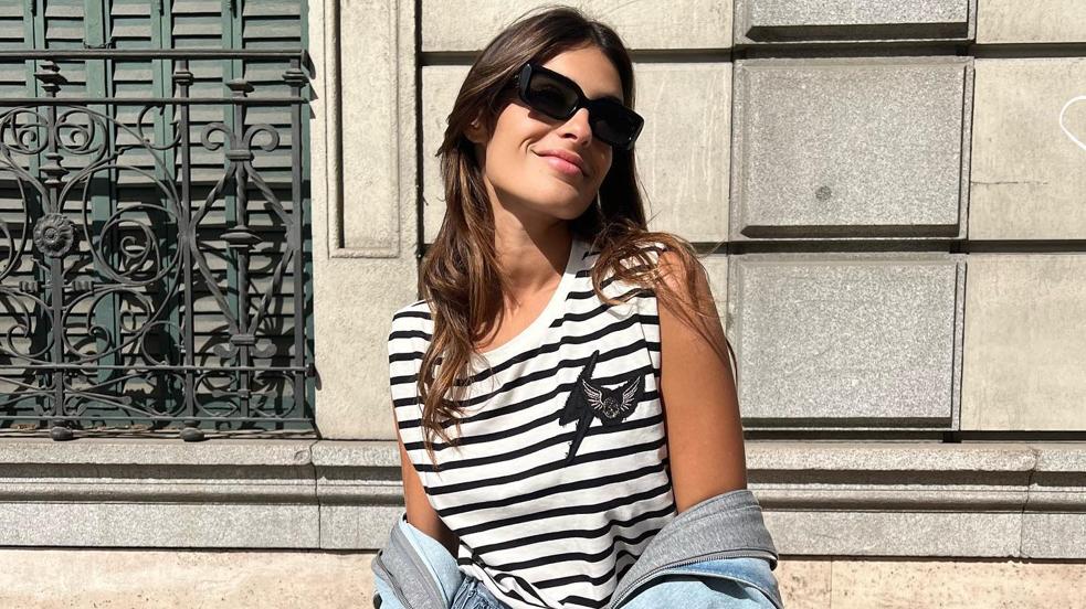 La influencer Susana Bicho luce el icónico estampado marinero en una de sus publicaciones 
