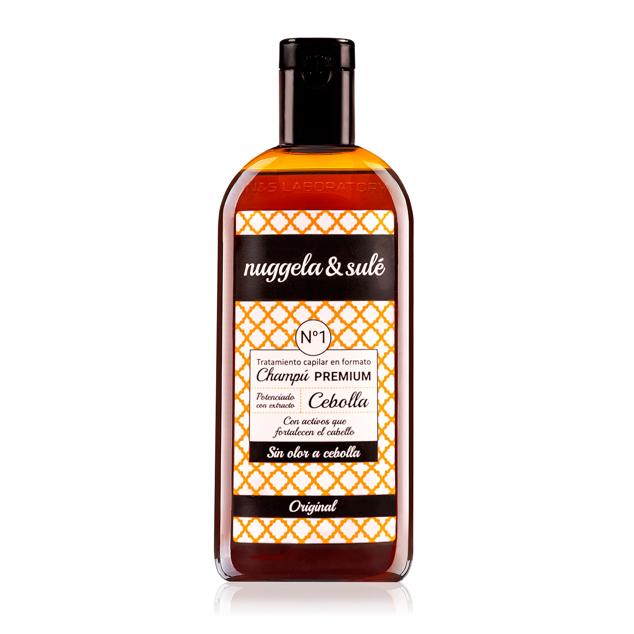 Es un icono. Un champú que proporciona volumen de manera inmediata y que fortalece el folículo piloso, aportándole brillo y suavidad. Además, su contenido de cebolla roja, estimula el crecimiento del cabello, regulando las glándulas seborreicas y eliminando el exceso de sebo y caspa. 