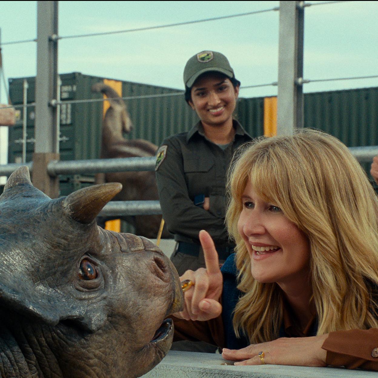 Fotograma de la película Jurassic World: Dominion, con Laura Dern.