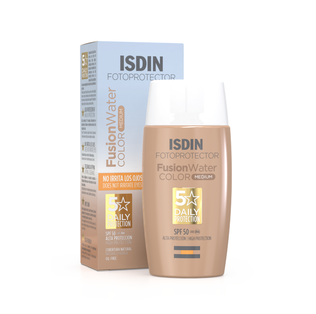 ISDIN. Fushion water color, disponible en tres tonos (23,55 €)