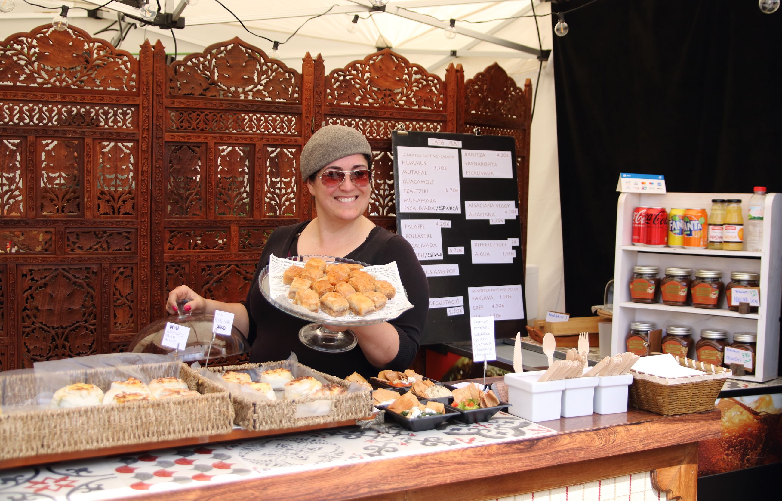 Tras la edición celebrada en mayo en Barcelona, la  feria  del vermut y el soul llegará a Madrid para combinar vermut, aperitivos y cerveza con música en directo centrada en los géneros del blues y el swing. La programación todavía está pendiente pero en su versión condal disfrutaron de talleres de cata y elaboración de vermut, conciertos, sesiones de dj’s y clases de swing, además de puestos con todo tipo de comida.