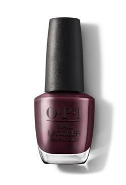 Imagen secundaria 2 - Xisca Perelló tiene la manicura más elegante y rejuvenecedora que estiliza las manos y es ideal para ser la invitada perfecta