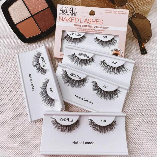 Las Naked Lashes de Ardell se funden con tus pestañas gracias a una banda invisible