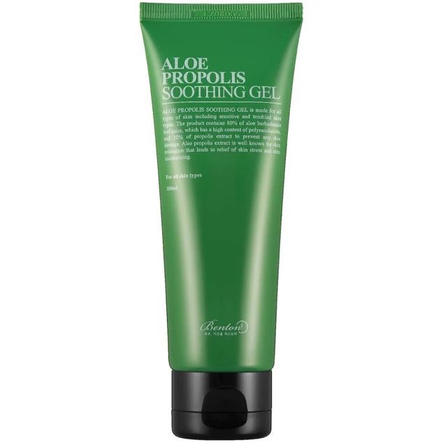 Una formula equilibrante, calmante, descongestiva, reparadora y revitalizante que repone la hidratación y refrescar la piel, mientras la tonifica, tersa y unifica. Contiene un 80% de jugo de aloe vera, un 10% de extracto de propolis, extracto de pepino, liquen, té verde, alantoína y hierbas que hacen la piel más elástica, densa, suave y brillante.