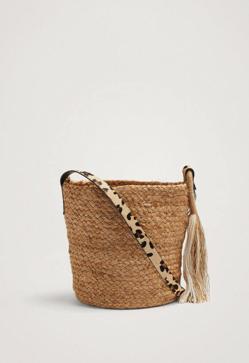 Imagen secundaria 2 - Tres bolsos de rafia de la nueva colección de Parfois