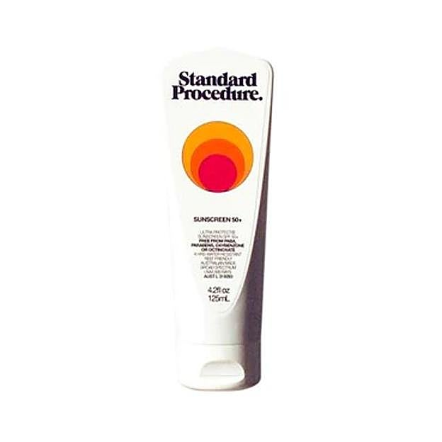 Protector solar Sunscreen 50+ de Standard Procedure. En Laconicum por 19,95 euros.