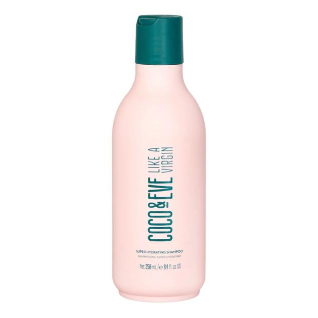 Este champú hidratante cremoso sin sulfato le proporcionará una limpieza eficaz y un cabello más brillante, hidratado y saludable. El cabello se transforma con la formulación de coco, aguacate y la tecnología ResistHyal que potencia la hidratación. Una poderosa mezcla de ácido hialurónico que aumenta drásticamente la hidratación para brindar suavidad, flexibilidad y brillo. Los rizos están más limpios que nunca gracias a 3 poderosos activos limpiadores: jabón de nueces, aceite de coco y enzimas de frutas.  Precio: 24,99 euros en Sephora .