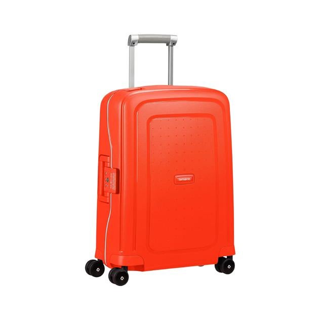 Maleta Spinner con cuatro ruedas suaves y silenciosas con rodaje multidireccional de 360° para fácil maniobrabilidad. Candado de combinación con función TSA. Precio: 177,85 euros. Cómpralo aquí