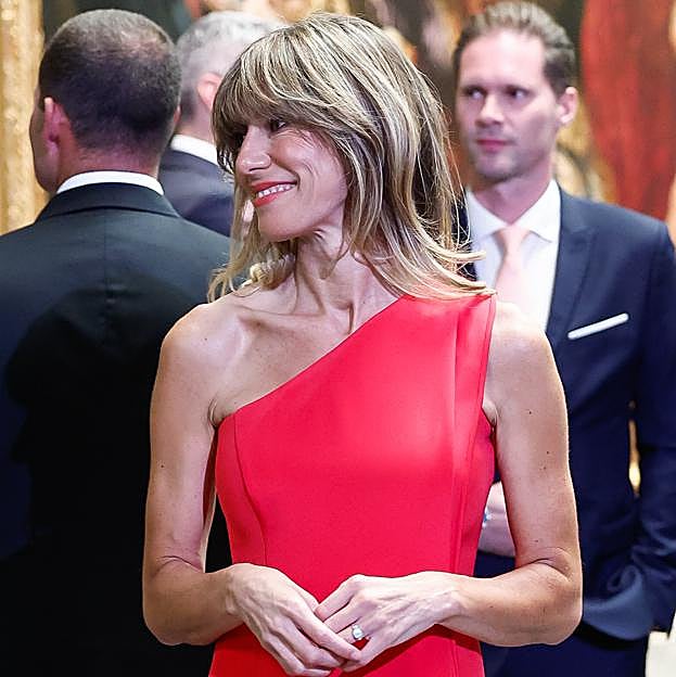 Begoña Gómez también tonifica sus brazos como la reina Letizia