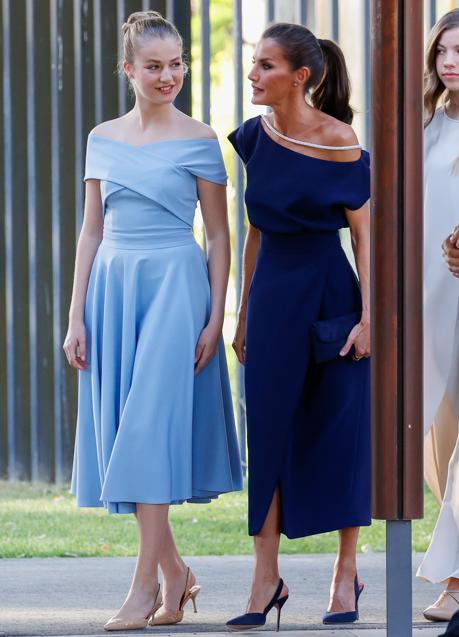 Imagen - Leonor junto a la reina Letizia. / GTRES