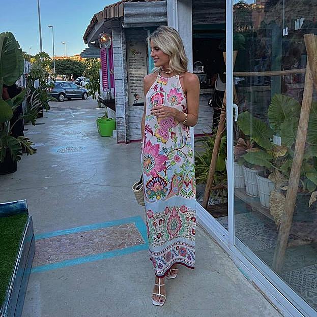 Cuatro elegantes vestidos de nueva colección que están arrasando en Instagram y resolverán tus looks de verano