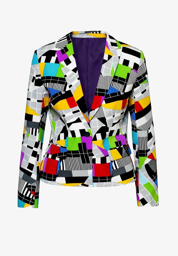 Blazer con estampado llamativo para mujeres extrovertidas. Su estampado multicolor permite poder combinarla con todas las prendas de tu armario. Es de OppoSuits. Precio: 64,95 €. 