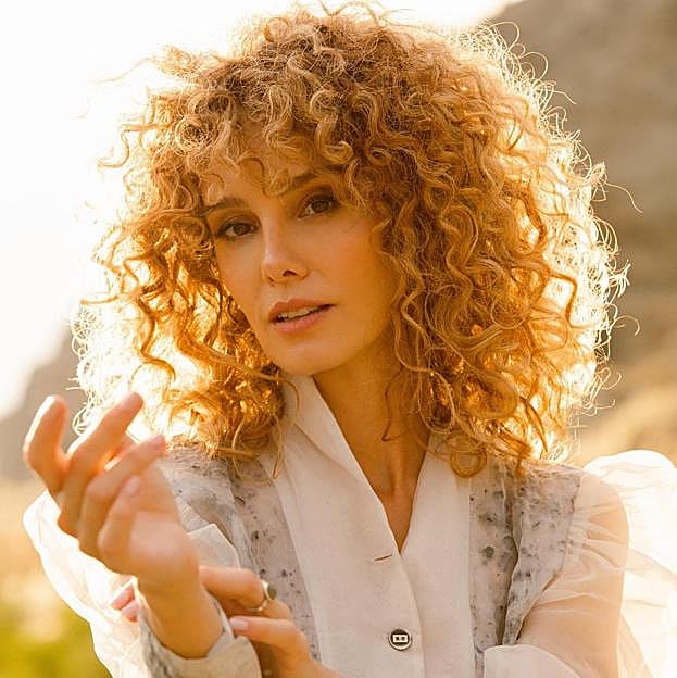 El sérum capilar de Mercadona baratísimo que van a adorar las chicas de pelo rizado que siguen el método curly