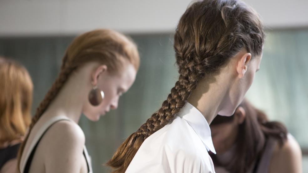 Es importante cuidar el cabello en veranopara evitar un aspecto estropeado.