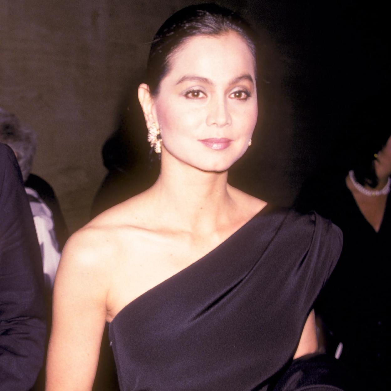 Cómo era la joven Isabel Preysler en Filipinas: colegio de monjas, fiestas  en el jardín y una fuga secreta con un playboy | Mujerhoy