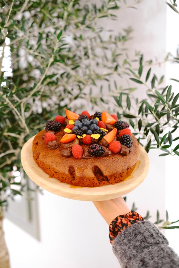 El nuevo restaurante pop up del Marbella Club se sostiene sobre una propuesta tan suculenta como saludable ideada por su chef especialista en wellness, el cocinero dietista Andrés Ruiz, quien traduce a un lenguaje gastronómico la cuidada oferta de bienestar del hotel. Deliciosos, nutritivos e instagrameables platos que cambian a diario en función de su disponibilidad y estado óptimo en horario de 9 a 17. Todo con un objetivo: probar que la alta cocina tiene su lado healthy. (marbellaclub.com)