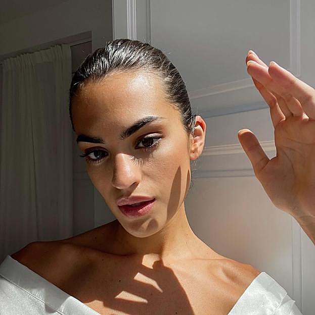 Flechazo con esta mascarilla para labios edición limitada que deja un efecto gloss e hidrata todo el día