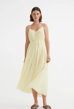 Imagen secundaria 2 - Estos son los vestidos amarillos más bonitos de la temporada