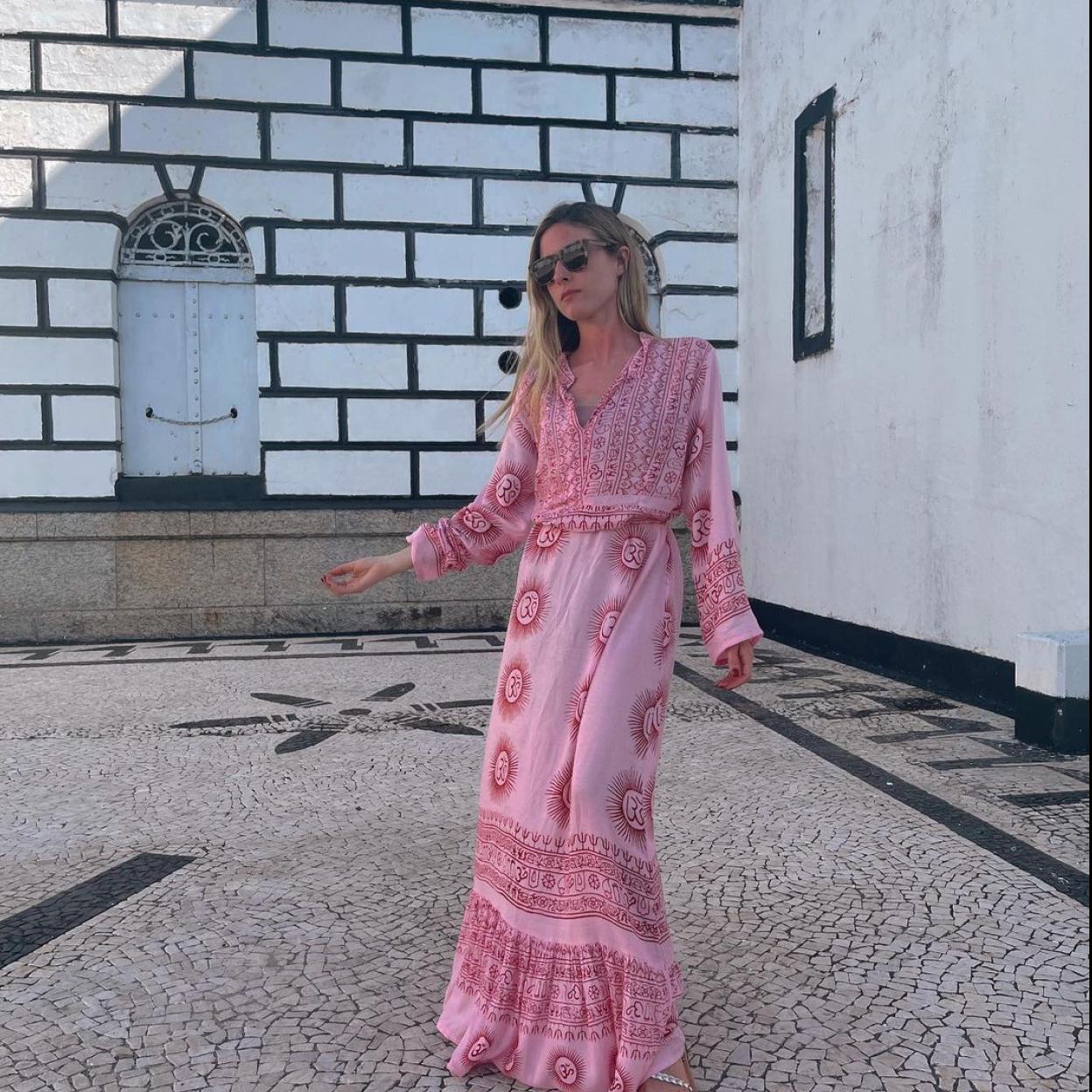 Regresa el caftán más fresquito y viral que se convirtió en la obsesión de Instagram el año pasado