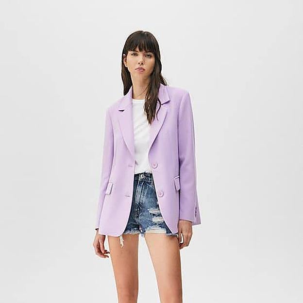 Imagen principal - Aprovecha las rebajas para hacerte con una blazer