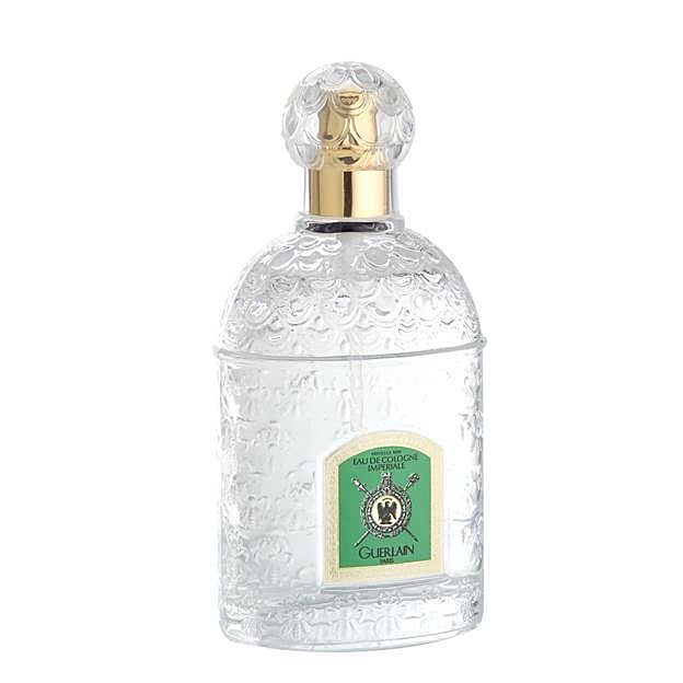 Eau de Cologne Impériale de Guerlain. La versión anterior rebajada de 99 euros a 79,20 euros en El Corte Inglés.