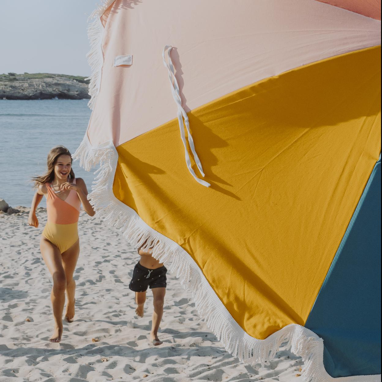 Los protectores solares son un imprescindinble a la hora de tomar el sol. Es importante saber cual elegir.