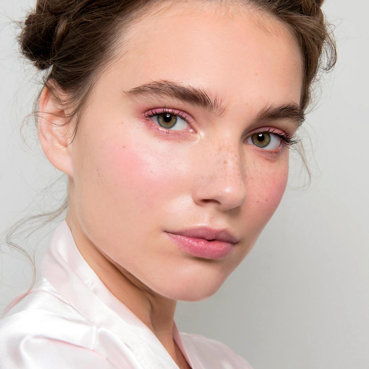 El sérum antiedad de Mercadona que cuesta 6 euros y cuenta con activos que parecen de lujo