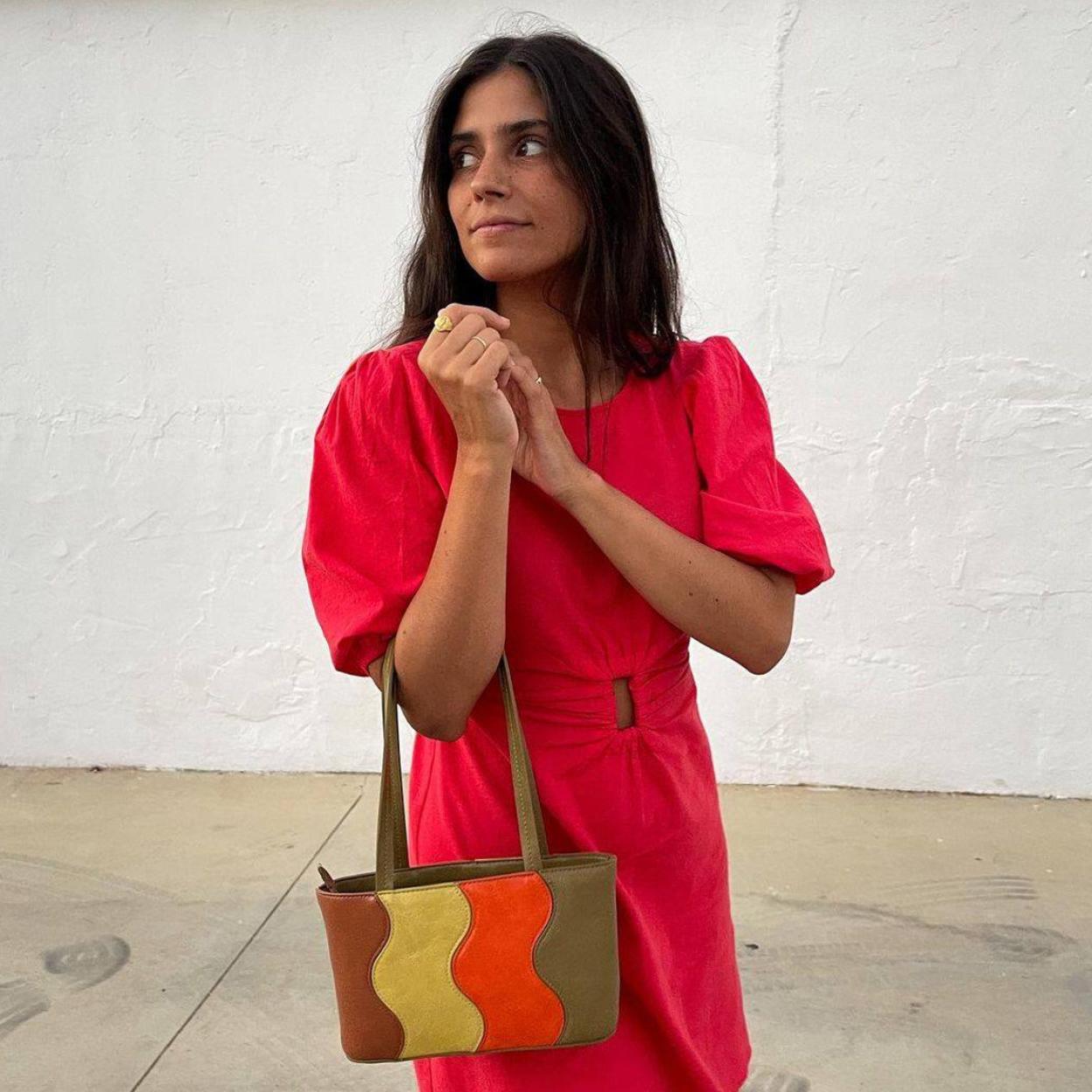 Este bolso de hombro está triunfando en Instagram