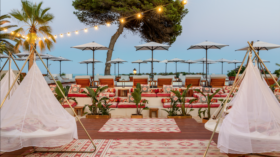 Los mejores chiringuitos de playa de Cádiz, Ibiza o Marbella para comer muy bien por poco dinero