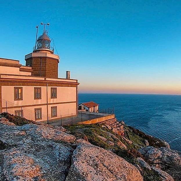 Un faro situado en el impresionante Cabo de Fisterra que ha sido convertido en un hotel exclusivo.