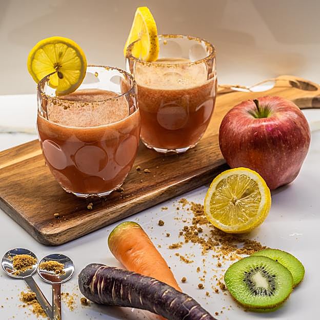 El zumo detox perfecto para septiembre y que adoran las famosas porque acelera el metabolismo