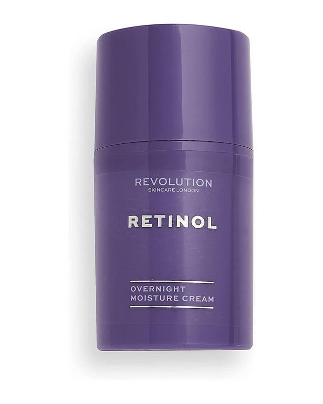 La Retinol Overnight Cream de Revolution Skincare London está enriquecida con aceite de semilla de rosa mosqueta.  Cómpralo aquí