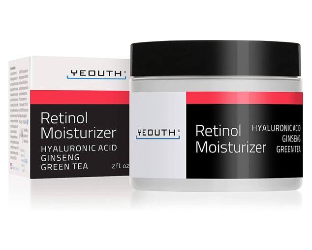 La crema hidratante con retinol de YEOUTH es rica en antioxidantes, por lo que ayuda a restaurar la piel.  Cómpralo aquí
