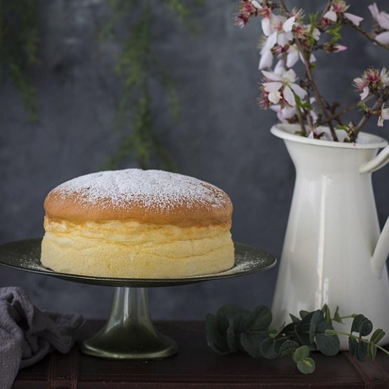 Bizcocho esponjoso japonés. 