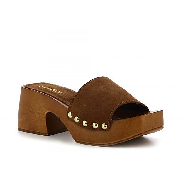 Imagen principal - De Camila's (39 euros), Tommy Hilfiger (71 euros) y Mango (59,99 euros).