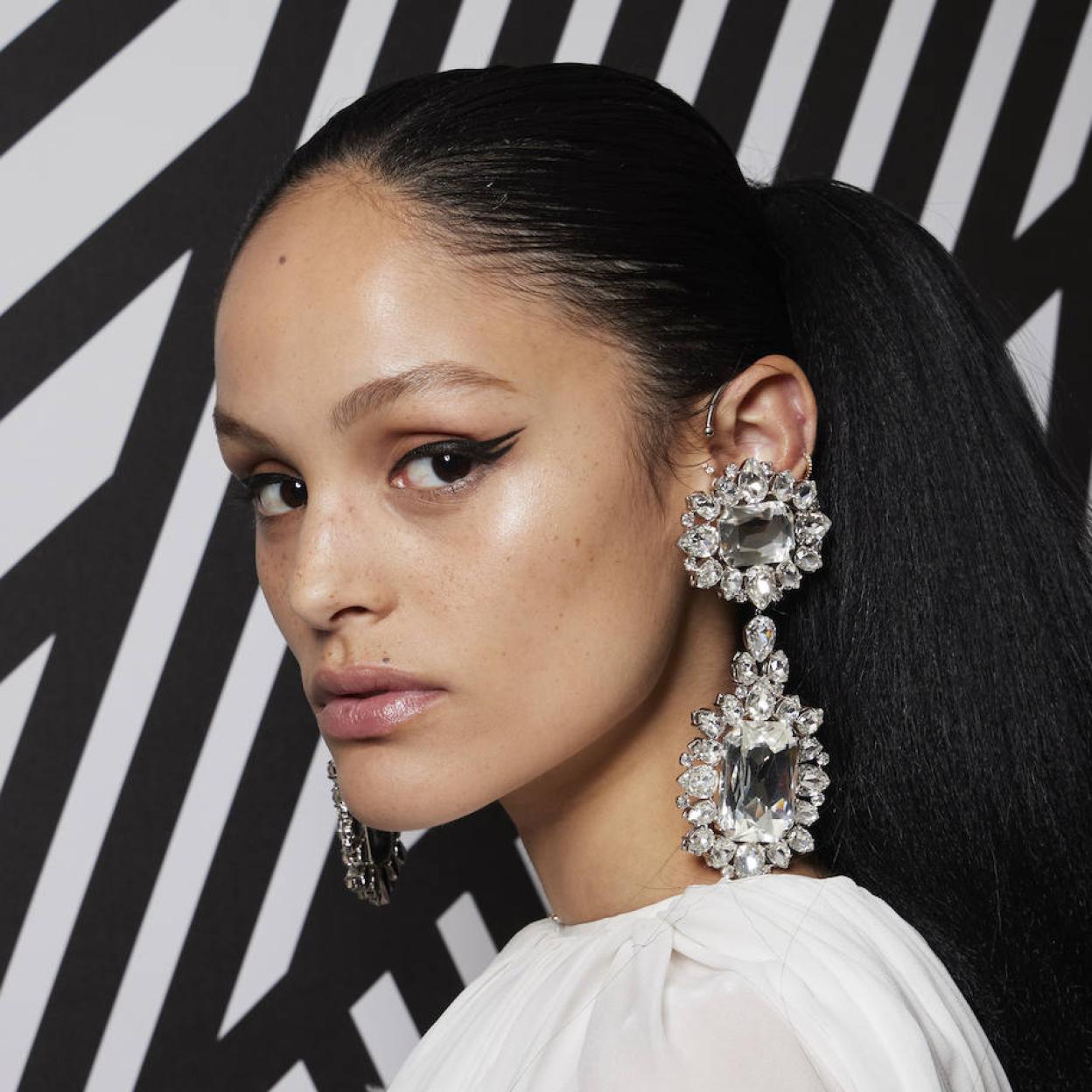 Para conseguir un eyeliner perfecto necesitas un delineador fácil de usar