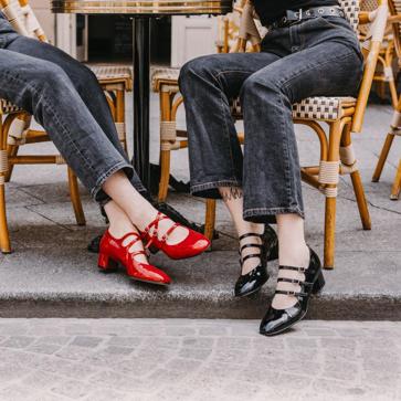 Imagen secundaria 1 - Los zapatos tipo merceditas, con triple hebilla, son una de las apuestas de la nueva temporada de Zara. Zapatos de charol negro de Zara 39,99 euros 