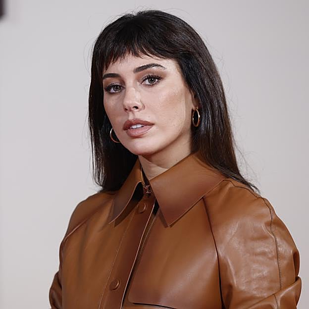 Blanca Suárez apuesta por el flequillo corto y asimétrico que más rejuvenece y que será tendencia en otoño