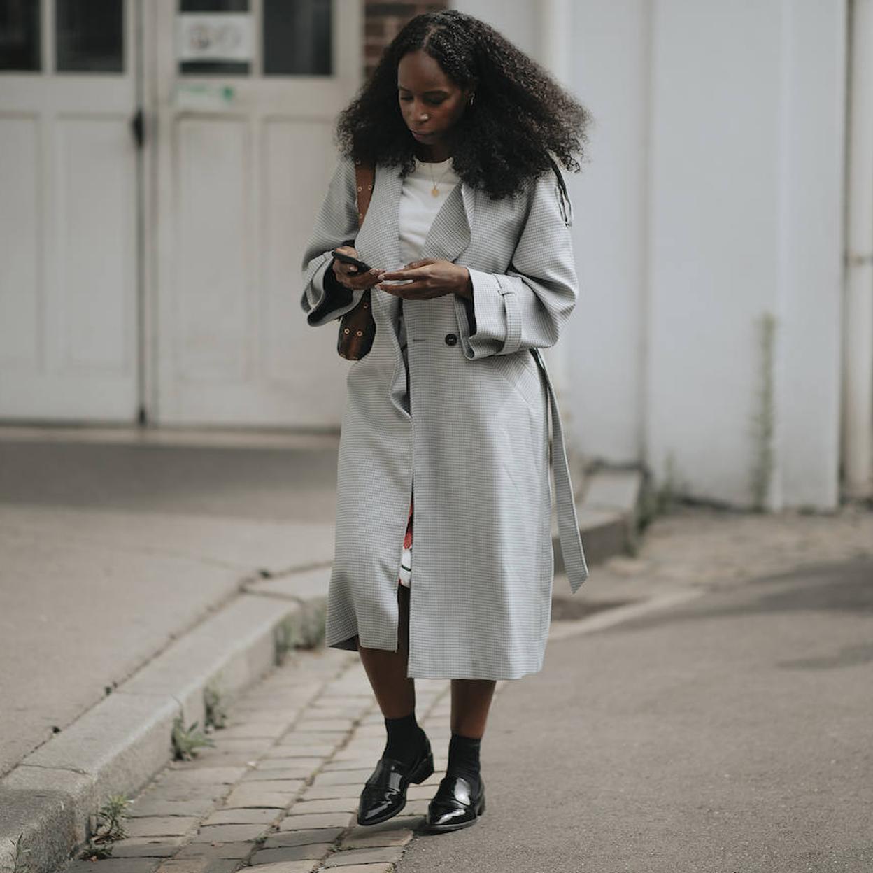 La gabardina más elegante nos la trae Massimo Dutti Studio
