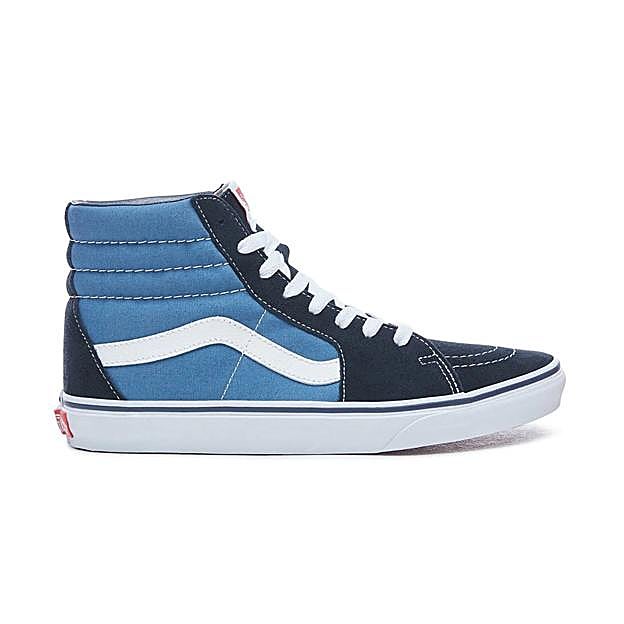 Zapatillas casual unisex U SK8-Hi Vans disponible en El Corte Inglés (90 euros).